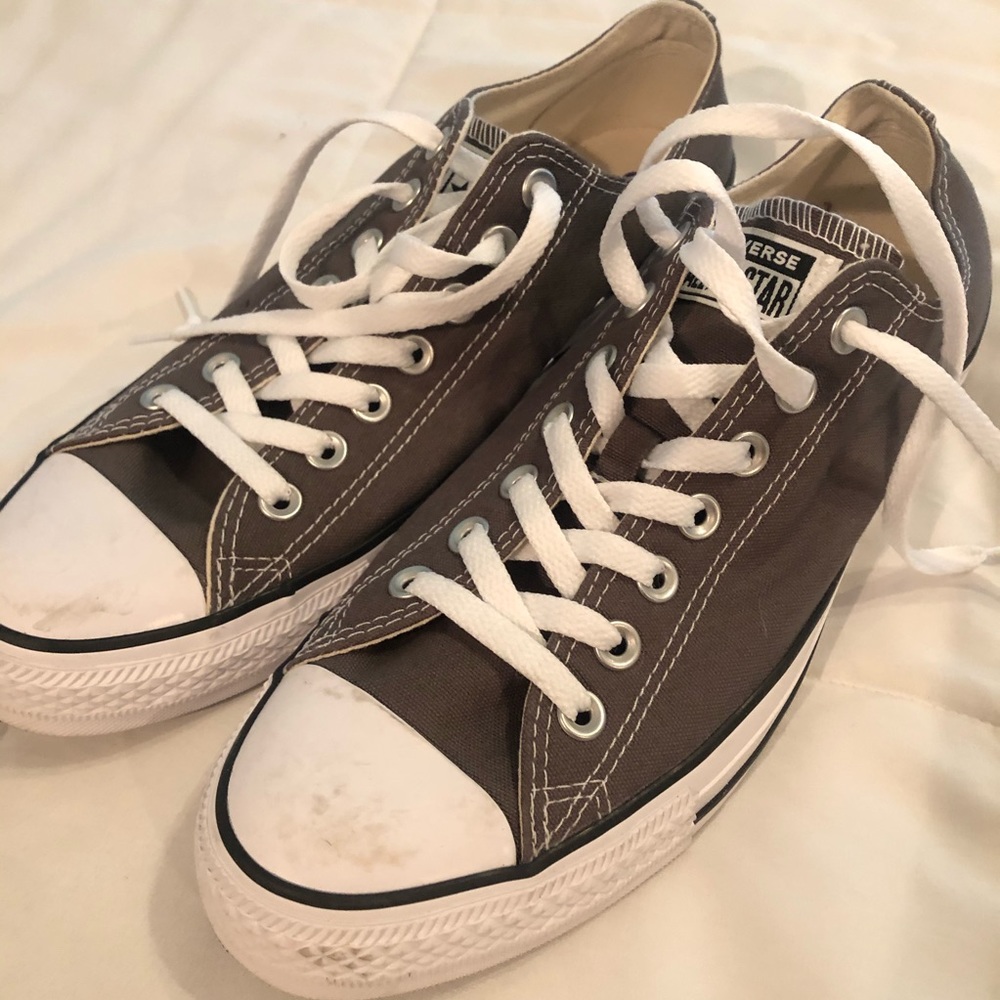 Converse all star men’s sneakers size 9.5